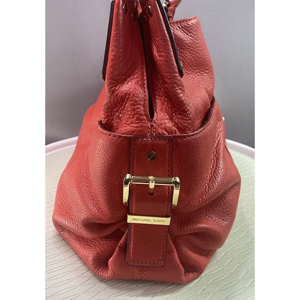 Michael Kors Womens Leather‎ Bag purse Red Orange&Gold Lined Pockets MK Charm